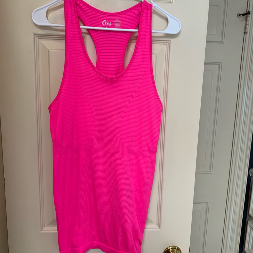 NWOT Zyia Copper Charged Tank